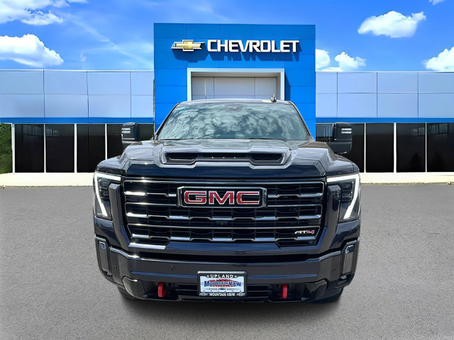 Used 2024 GMC Sierra 3500 AT4 w/ AT4 Premium Plus Package AWD/4WD image 8