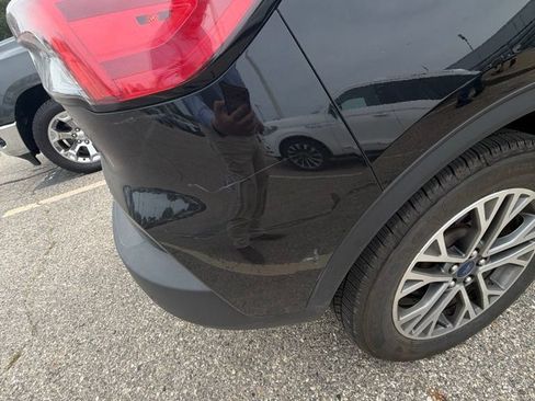 Used 2022 Ford Escape SEL AWD/4WD image 4
