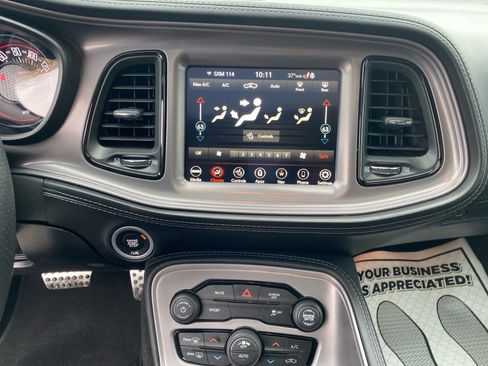 Used 2023 Dodge Challenger SXT w/ Plus Package RWD image 88