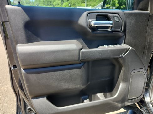 Used 2021 Chevrolet Silverado 1500 Custom Trail Boss AWD/4WD image 20