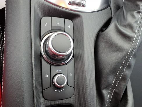 Used 2025 MAZDA MX-5 Miata Grand Touring image 17