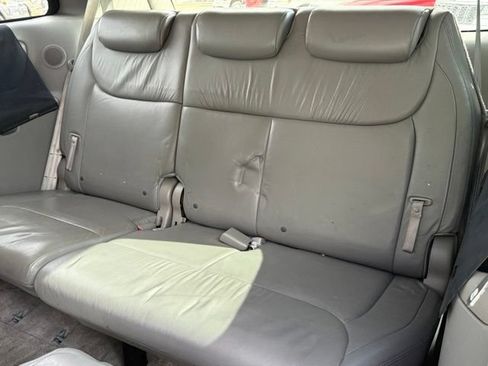 Used 2006 Toyota Sienna XLE w/ XLE Pkg 9 AWD/4WD image 13