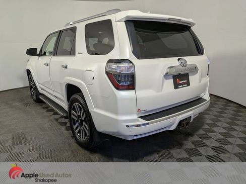 Used 2016 Toyota 4Runner Limited AWD/4WD image 4