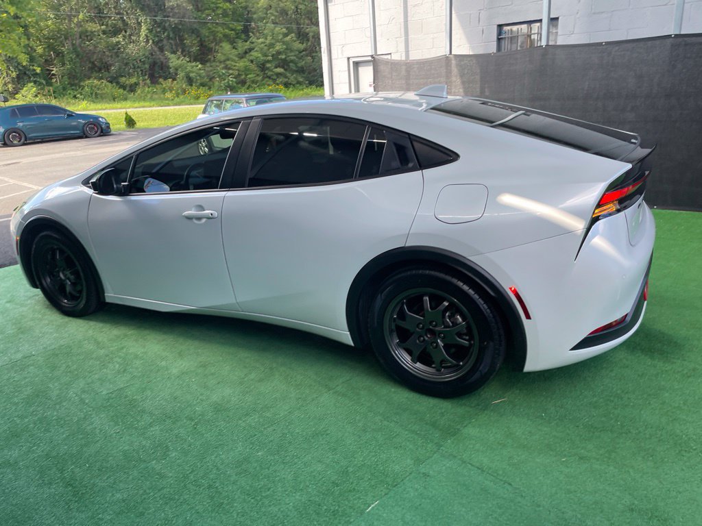 Used 2023 Toyota Prius LE FWD image 7