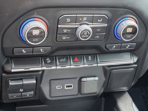 Used 2021 Chevrolet Silverado 1500 LT Trail Boss w/ LPO, Dark Essentials Package image 16