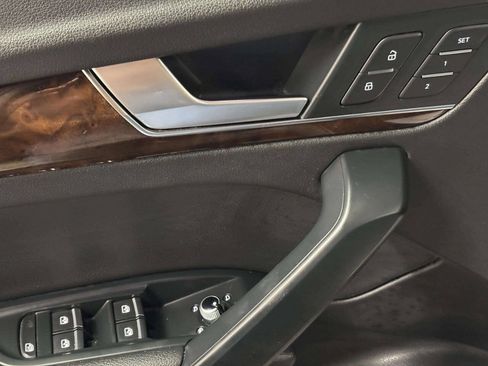 Used 2018 Audi Q5 2.0T Premium Plus AWD/4WD image 33