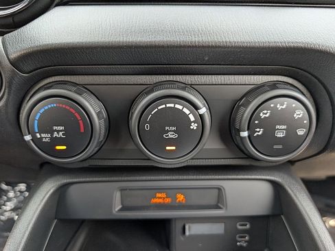 New 2025 MAZDA MX-5 Miata Sport image 29