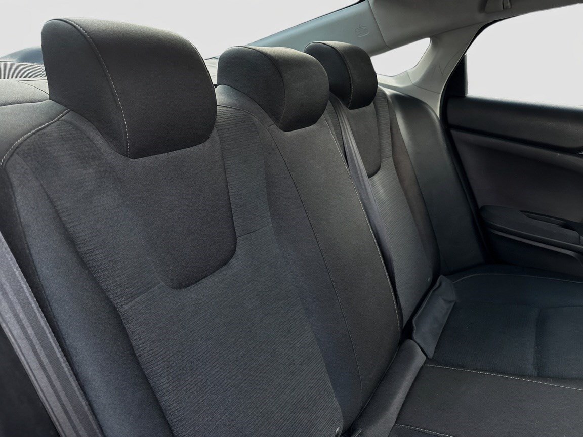Used 2019 Honda Insight LX image 18