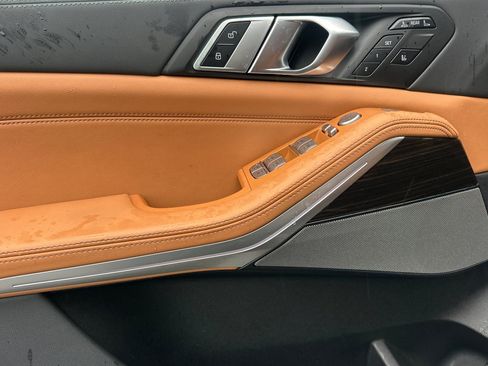 Certified 2025 BMW X7 xDrive40i image 12