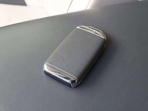 Certified 2021 Rolls-Royce Cullinan image 24