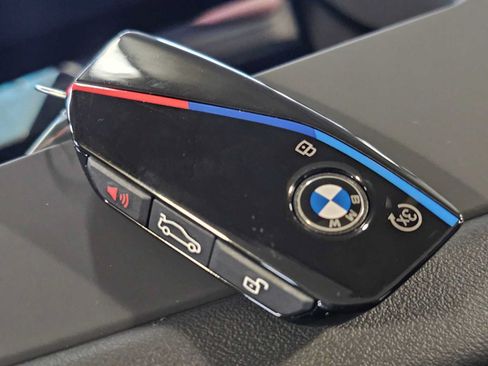 New 2027 BMW M5 Touring AWD/4WD image 38
