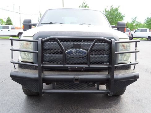 Used 2016 Ford F250 XL w/ Power Equipment Group AWD/4WD image 9