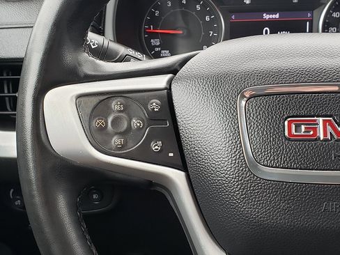 Used 2023 GMC Terrain SLT image 27