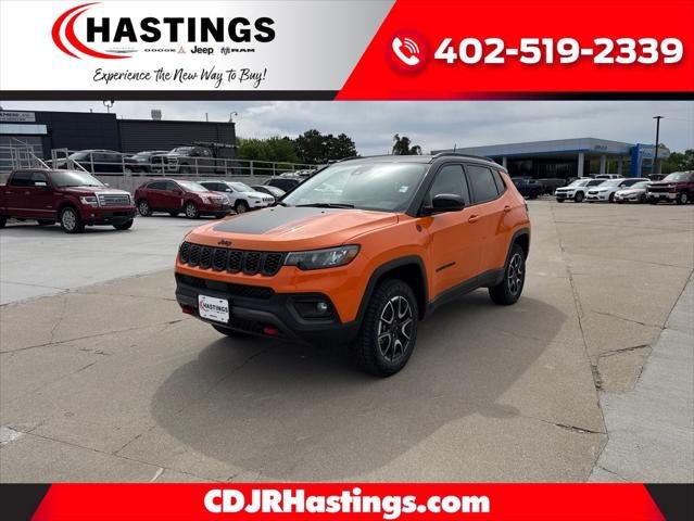 New 2026 Jeep Compass Trailhawk w/ Sun, Sound & Navigation Group AWD/4WD image 1