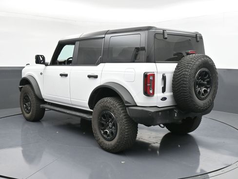 Used 2024 Ford Bronco Wildtrak image 6