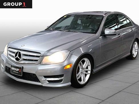 Used 2013 Mercedes-Benz C 300 4MATIC Sedan image 1