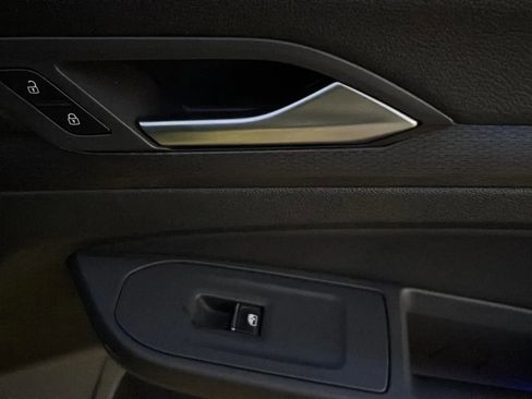 Used 2022 Volkswagen GTI Autobahn image 19