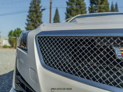 Used 2018 Cadillac CTS V w/ Luxury Package image 74