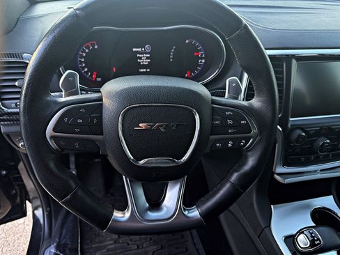 Used 2015 Jeep Grand Cherokee SRT AWD/4WD image 11