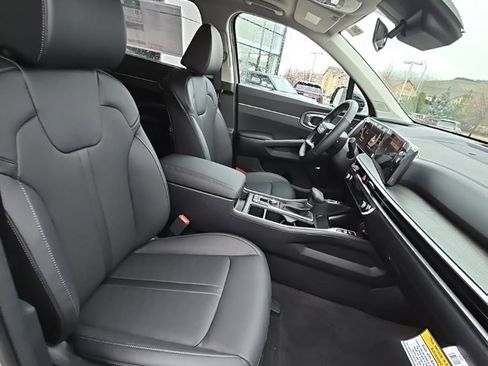 New 2026 Kia Sorento X-Line EX image 8