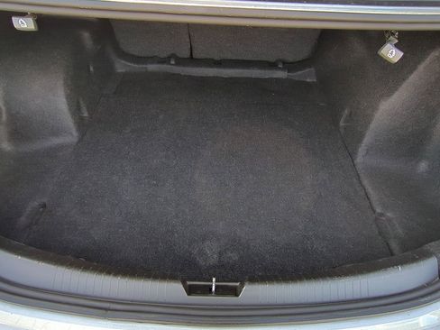 Used 2024 Chevrolet Malibu LT image 24