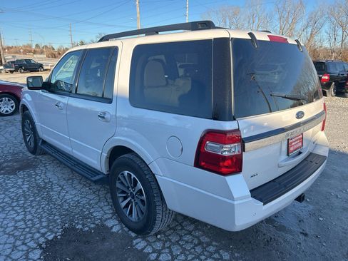 Used 2017 Ford Expedition XLT w/ Equipment Group 202A image 5