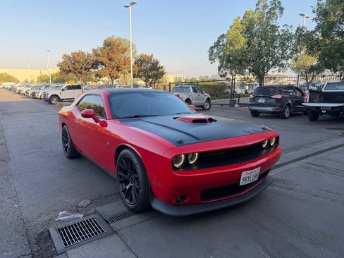 Used 2020 Dodge Challenger R/T Scat Pack RWD image 2