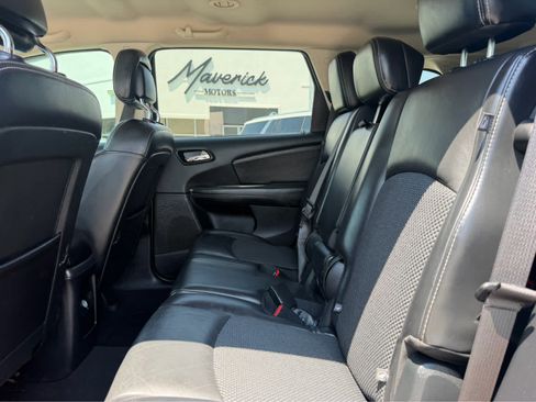 Used 2018 Dodge Journey Crossroad AWD/4WD image 19