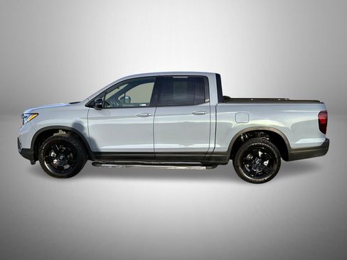 Used 2025 Honda Ridgeline Black Edition image 8