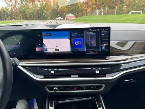 Used 2023 BMW X7 xDrive40i image 24