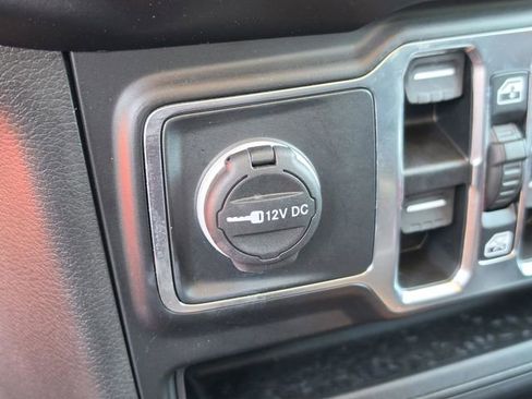Certified 2022 Jeep Wrangler Unlimited Sport AWD/4WD image 25