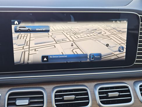 Certified 2024 Mercedes-Benz GLS 450 4MATIC image 18