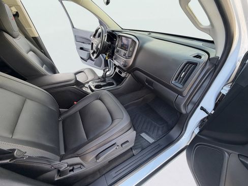 Used 2022 GMC Canyon AT4 w/ Trailering Package image 22