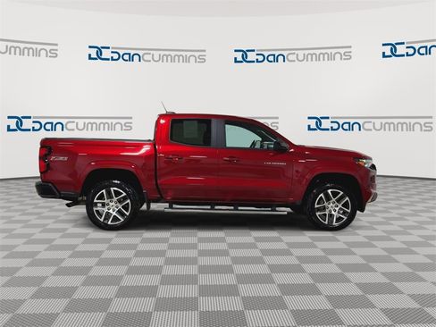 Used 2024 Chevrolet Colorado Z71 w/ Z71 Convenience Package 2 image 2