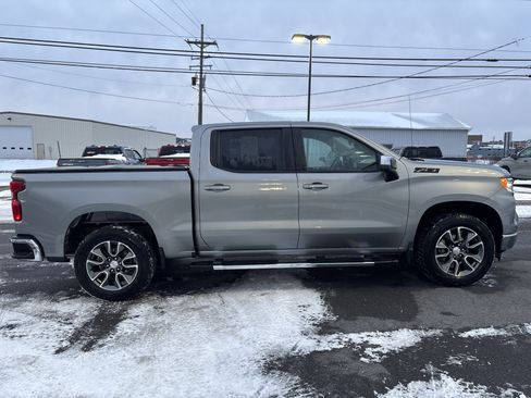 Used 2023 Chevrolet Silverado 1500 LT w/ Z71 Off-Road Package image 2