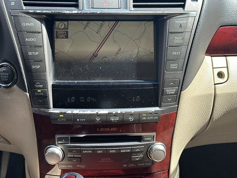 Used 2011 Lexus LS 460 AWD w/ Luxury Value Edition image 22