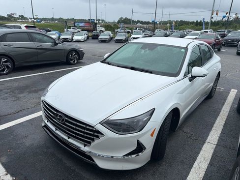 Used 2023 Hyundai Sonata SEL w/ Cargo Package FWD image 2