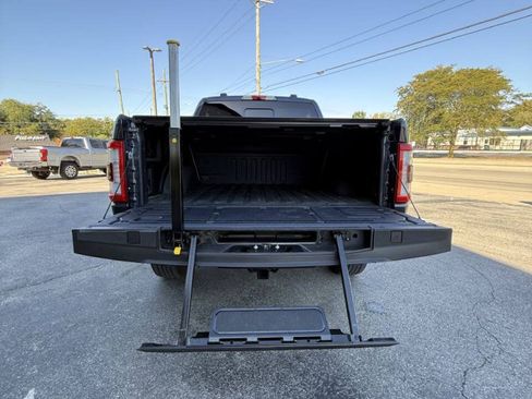 Used 2021 Ford F150 Platinum w/ Equipment Group 701A High AWD/4WD image 39