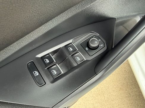 Used 2024 Volkswagen Jetta Sport FWD image 22