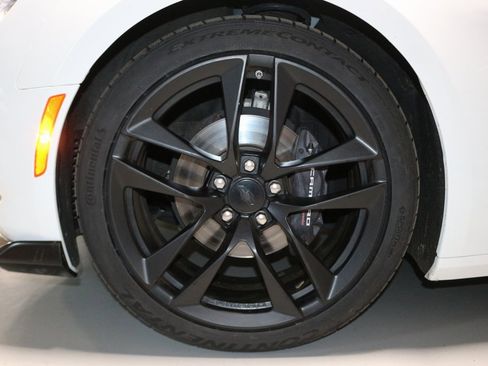 Used 2021 Chevrolet Camaro LT w/ 1LE Track Performance Package image 8