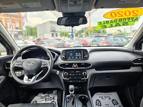 Used 2020 Hyundai Santa Fe SEL image 13