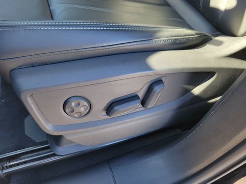 Certified 2023 Audi Q5 2.0T Premium Plus w/ Premium Plus Package image 18