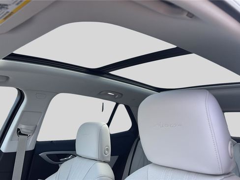 New 2026 Buick Envision Avenir image 18