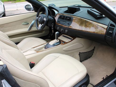 Used 2006 BMW Z4 3.0si RWD image 35