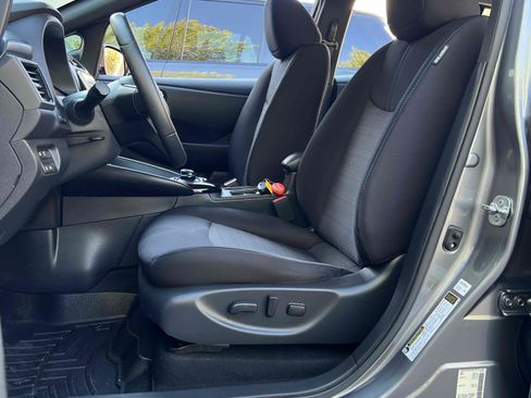 Used 2022 Nissan Leaf SV Plus w/ Protection Package FWD image 37