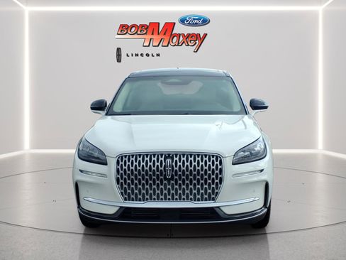 Used 2024 Lincoln Corsair AWD w/ Equipment Group 101A image 2