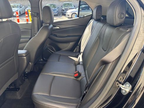 Used 2024 Buick Encore GX Sport Touring image 25