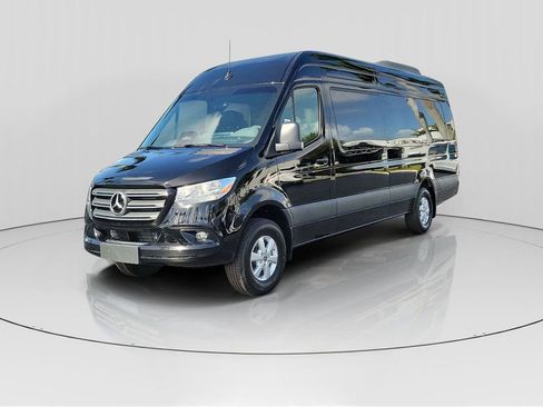 New 2025 Mercedes-Benz Sprinter 2500 image 3