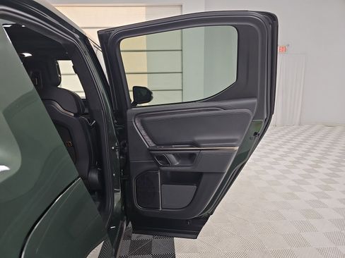 Used 2022 Rivian R1T Adventure image 19