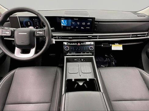 Used 2026 Hyundai Santa Fe SEL FWD image 16